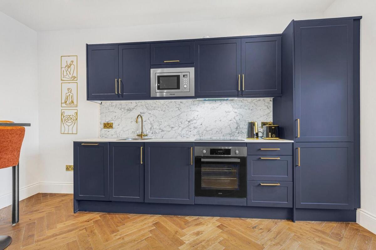 The Lanes Golden Crown, Central, 5 Bed *